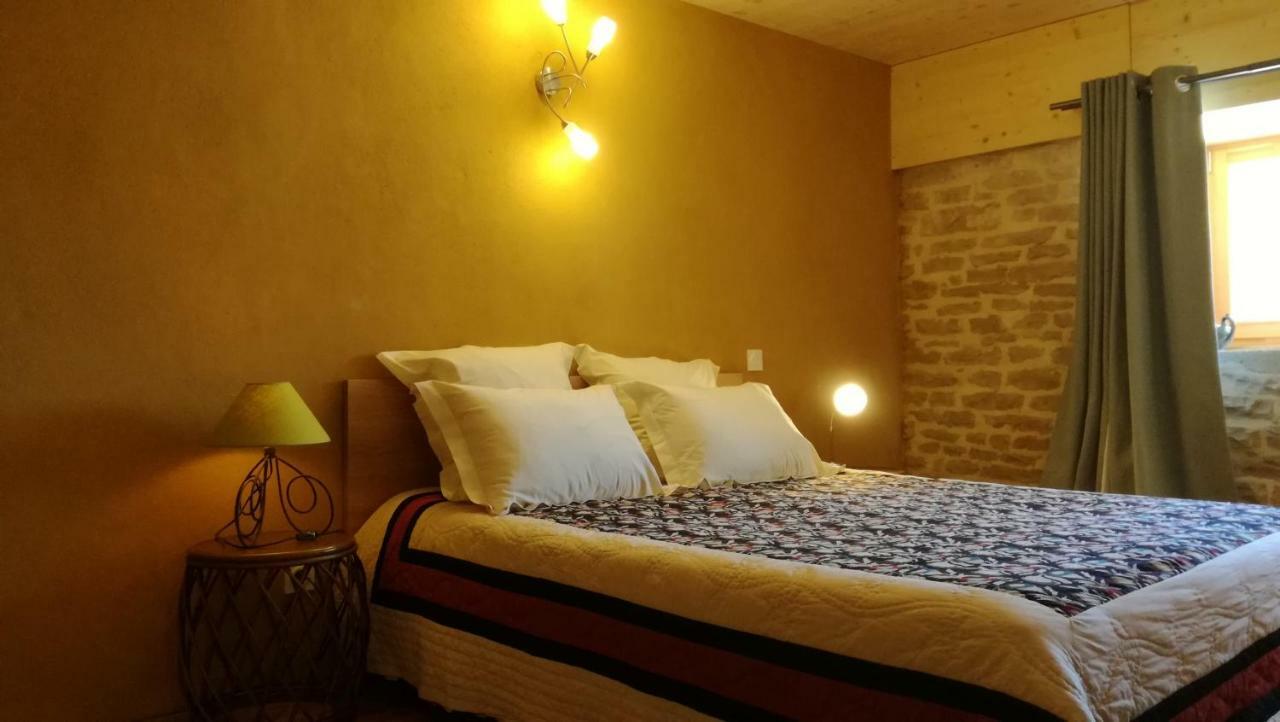 Bed and Breakfast Element Terre Baudrieres Exterior foto