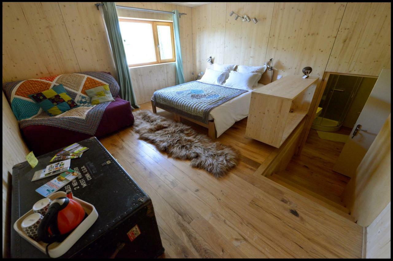 Bed and Breakfast Element Terre Baudrieres Exterior foto
